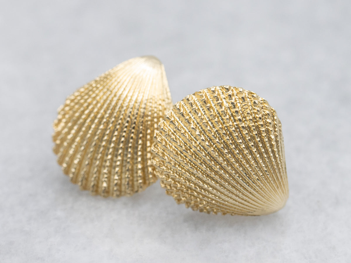 Yellow Gold Scallop Stud Earrings