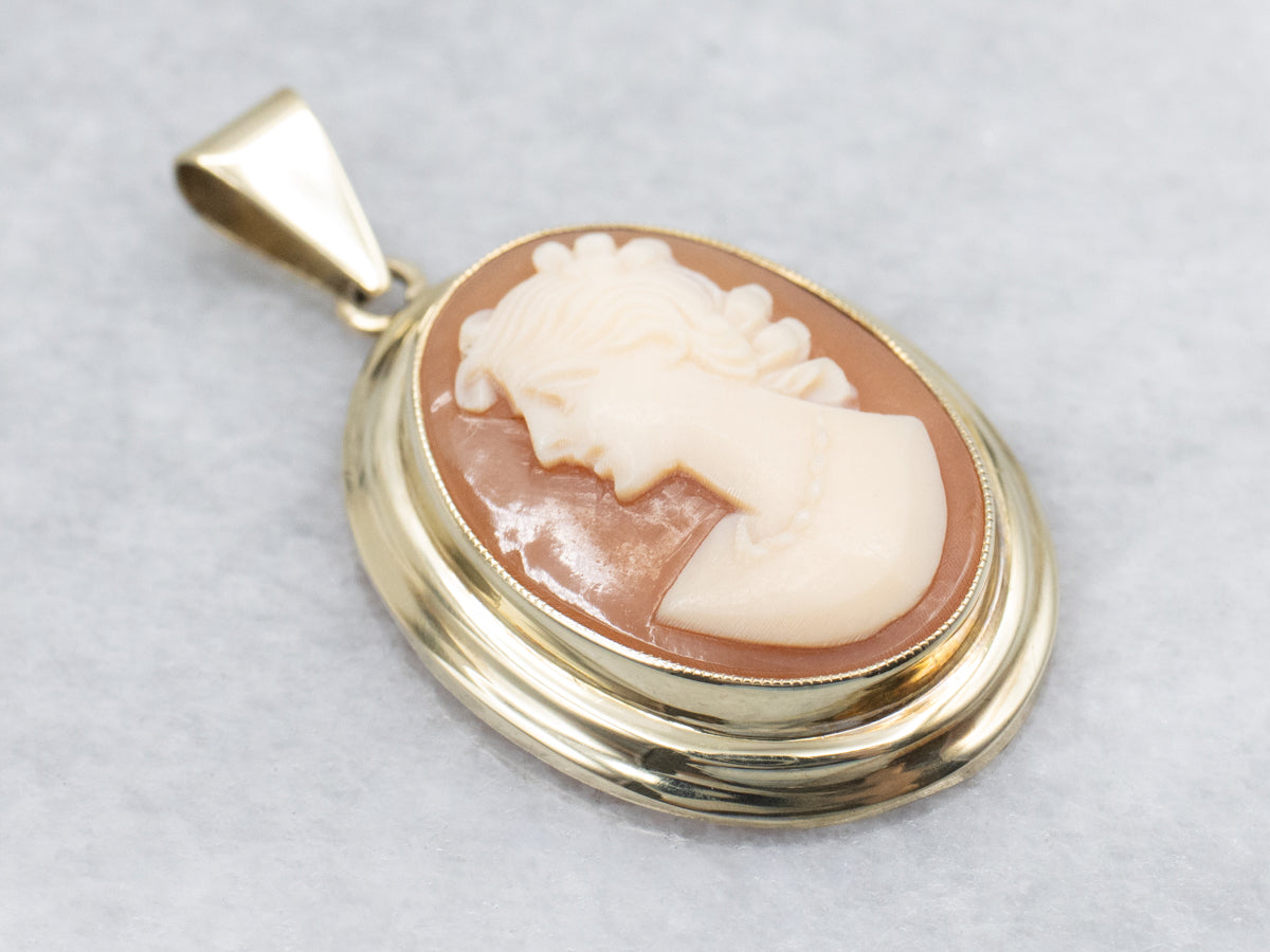 Mid-Century Cameo and Gold Pedant