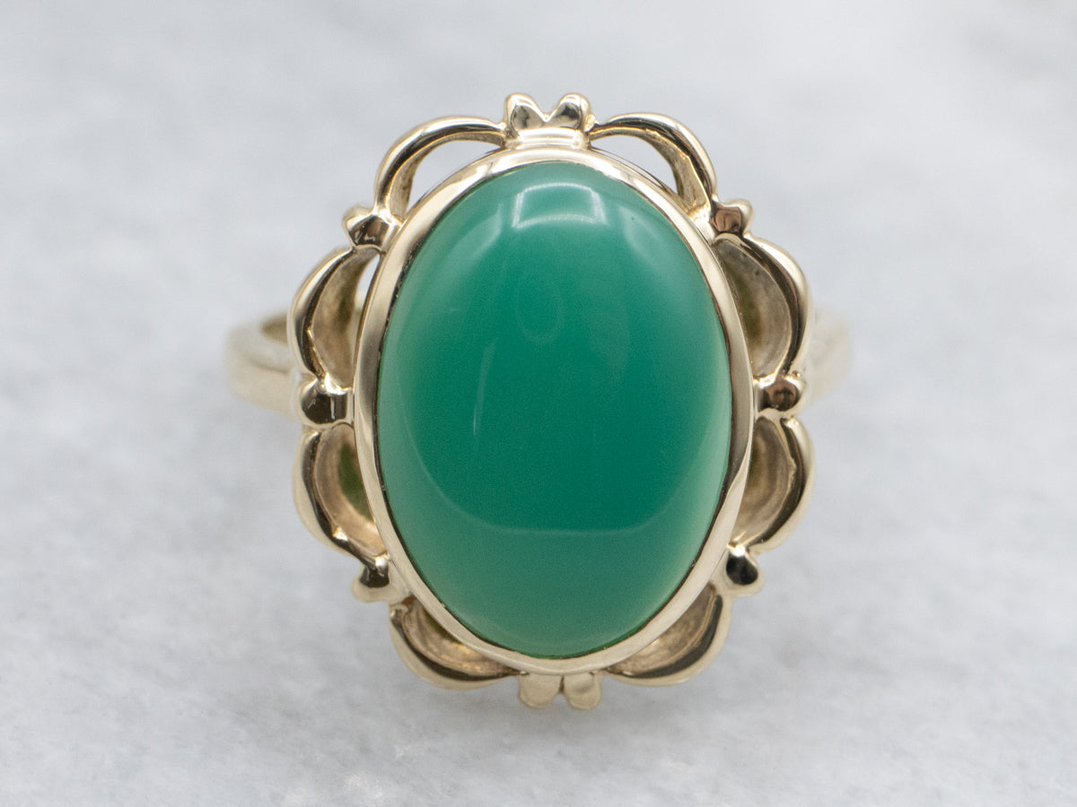 Vintage Oval Green Onyx 10K Yellow Gold Ring