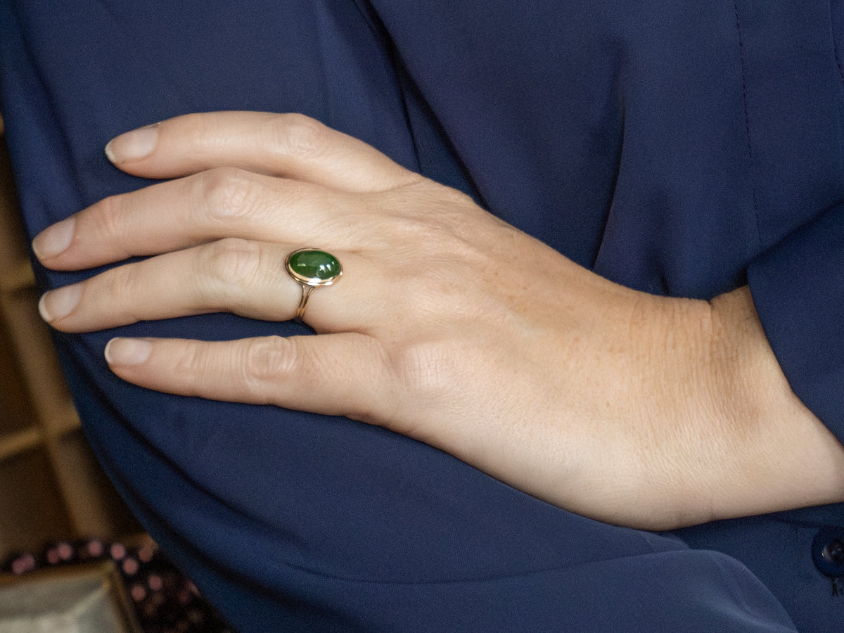 Vintage 10K Gold Oval-Cut Jadeite Ring