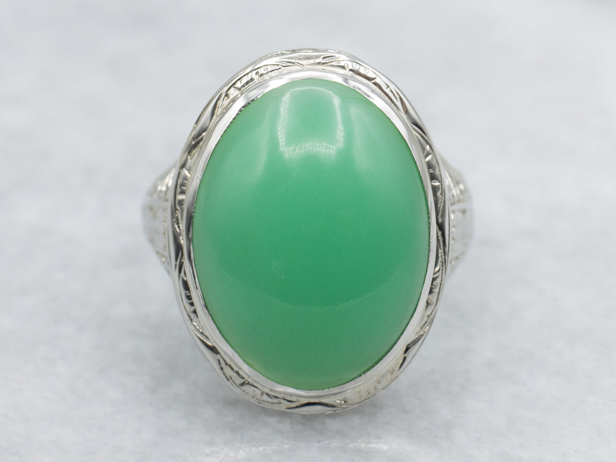 Art Deco Chrysoprase 18-Karat White Gold Filigree Ring
