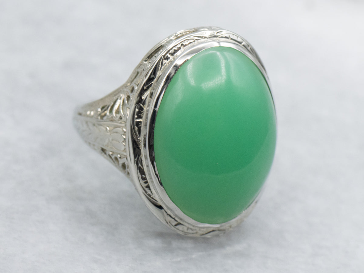 Art Deco Chrysoprase 18-Karat White Gold Filigree Ring