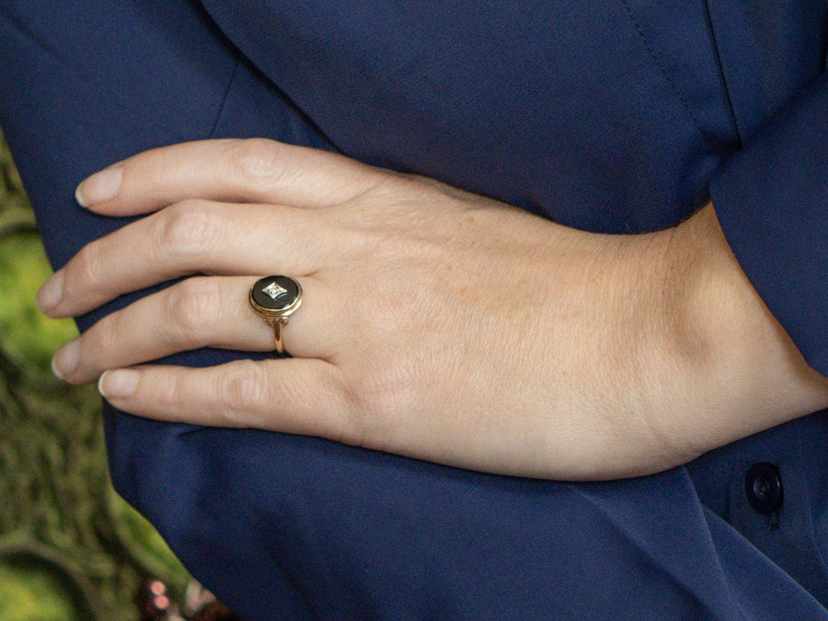 Mid-Century 10K Gold Black Onyx Diamond Ladies Ring