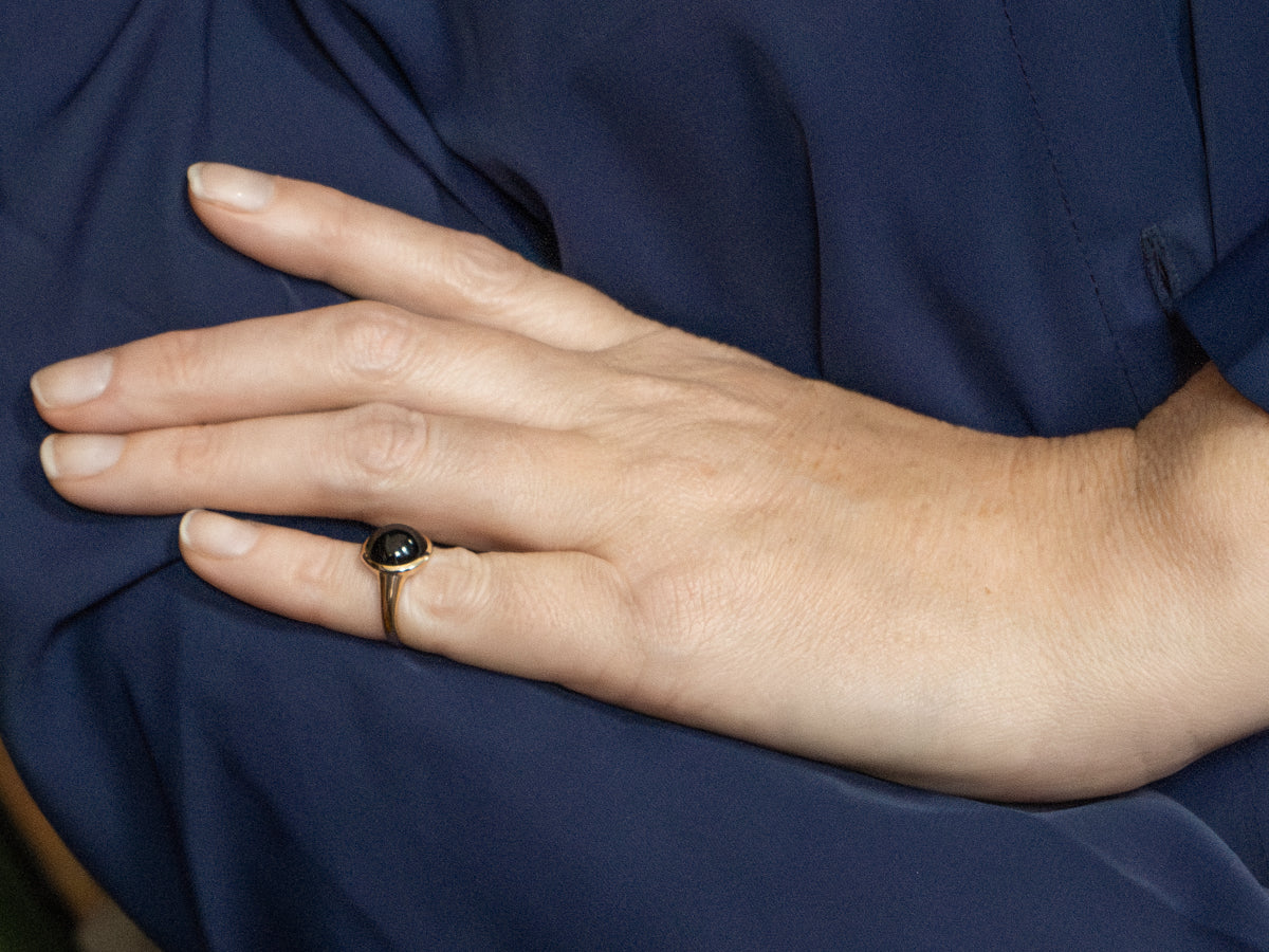 Polished Onyx Cabochon Solitaire Ring