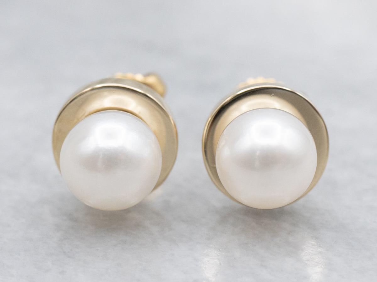 White Pearl Yellow Gold Stud Earrings