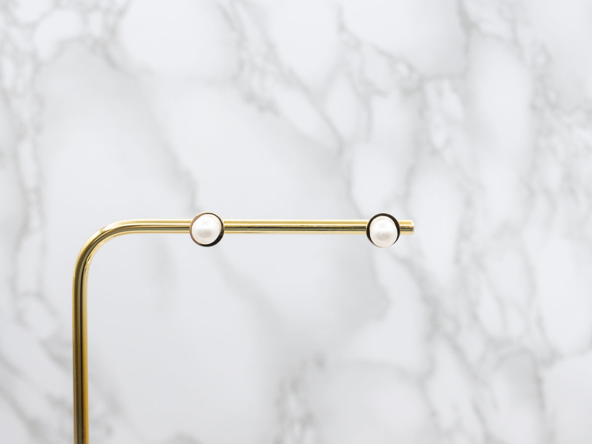 White Pearl Yellow Gold Stud Earrings