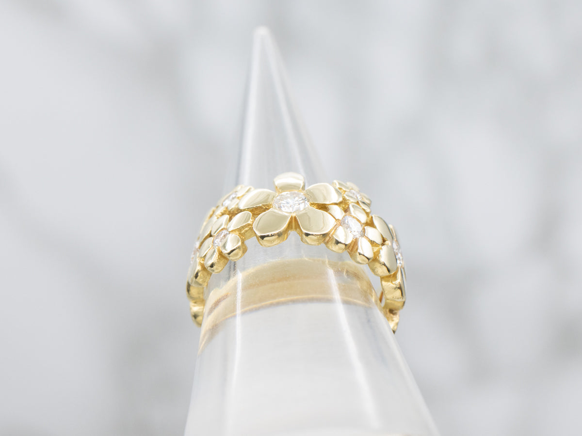 Yellow Gold Diamond Daisy Pattern Band
