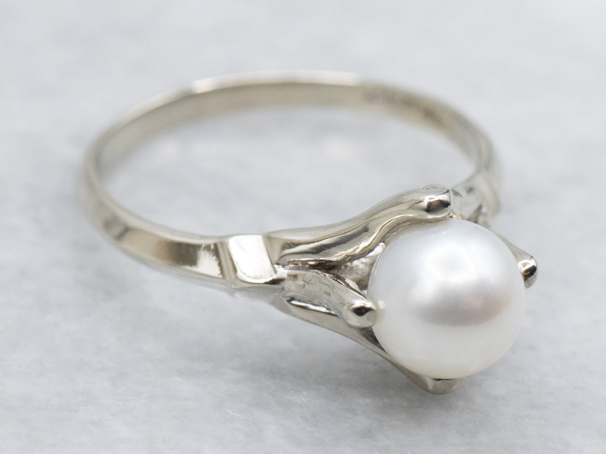 White Gold Pearl Solitaire Ring
