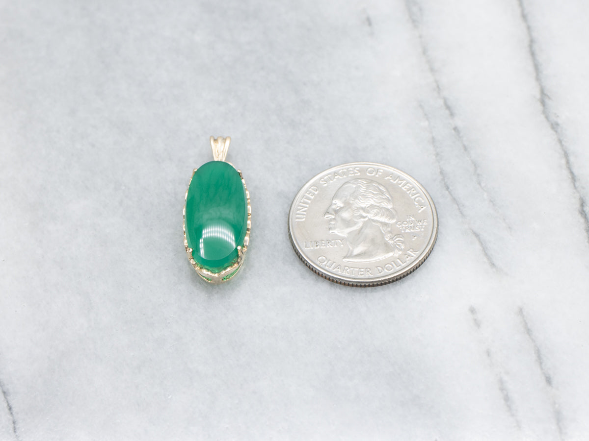 Oval Green Onyx Yellow Gold Cabochon Pendant