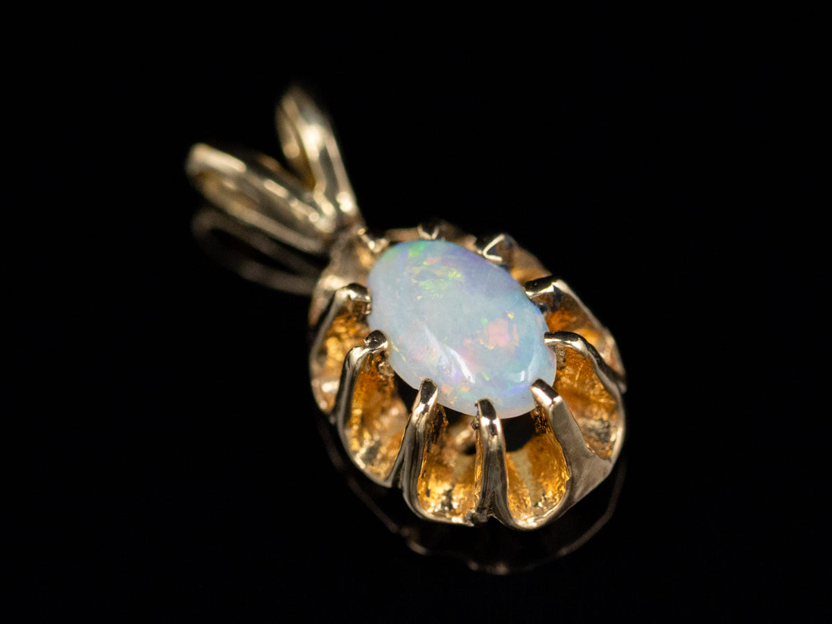 Scalloped Yellow Gold Opal Cabochon Pendant