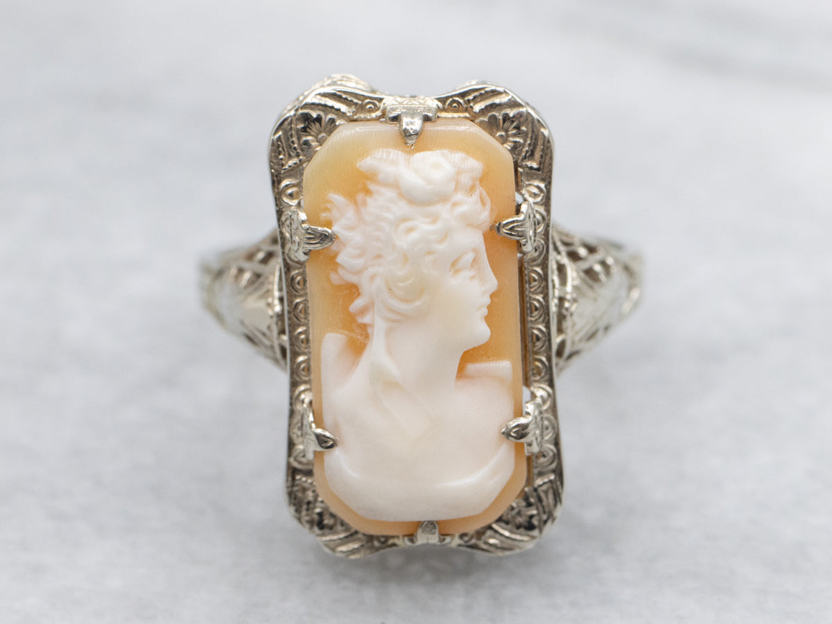 Lovely Art Deco Cameo White Gold Filigree Ring