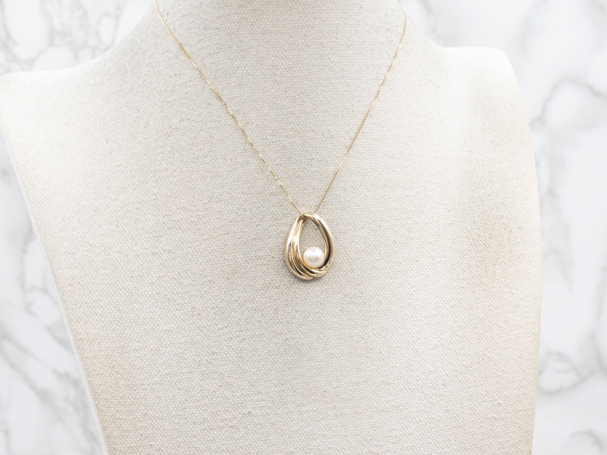 Saltwater Pearl Yellow Gold Loop Pendant