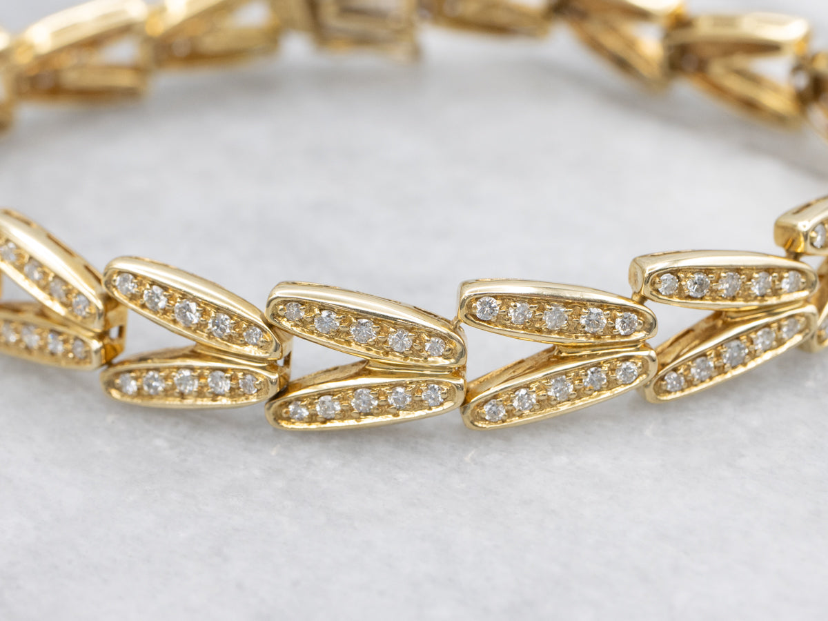High-Quality Diamond and 18-Karat Gold V-Link Bracelet