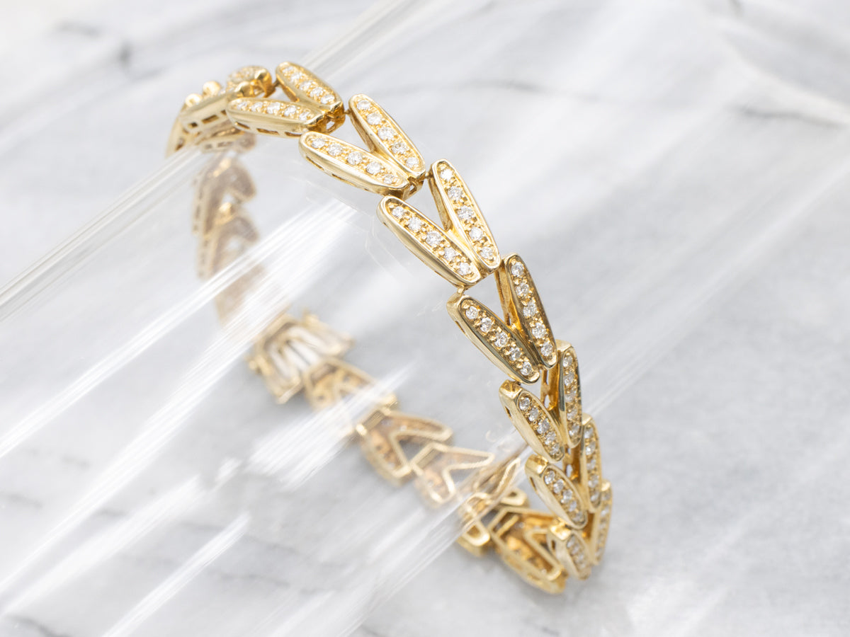 High-Quality Diamond and 18-Karat Gold V-Link Bracelet