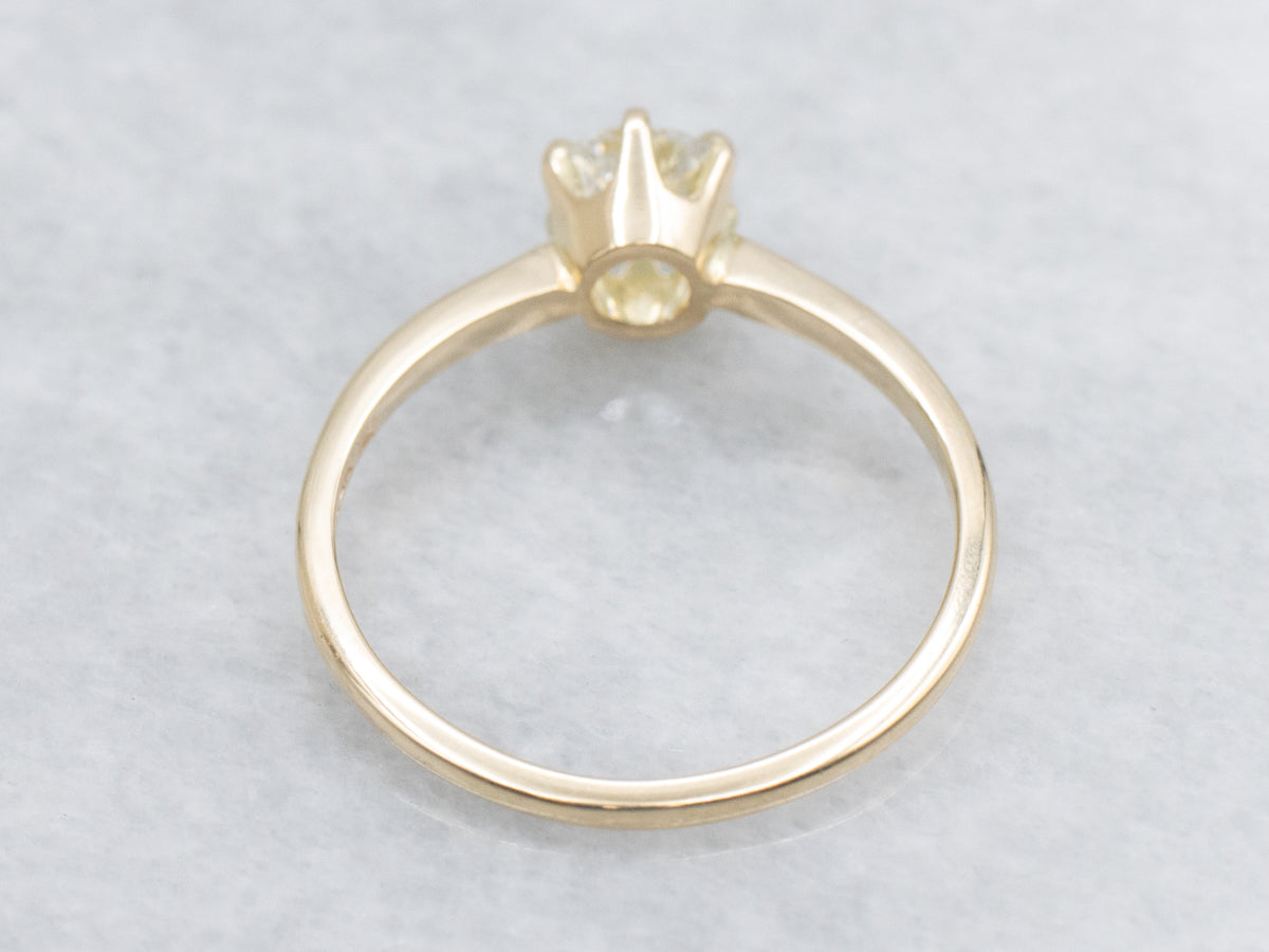 Round Brilliant Diamond Solitaire Engagement Ring