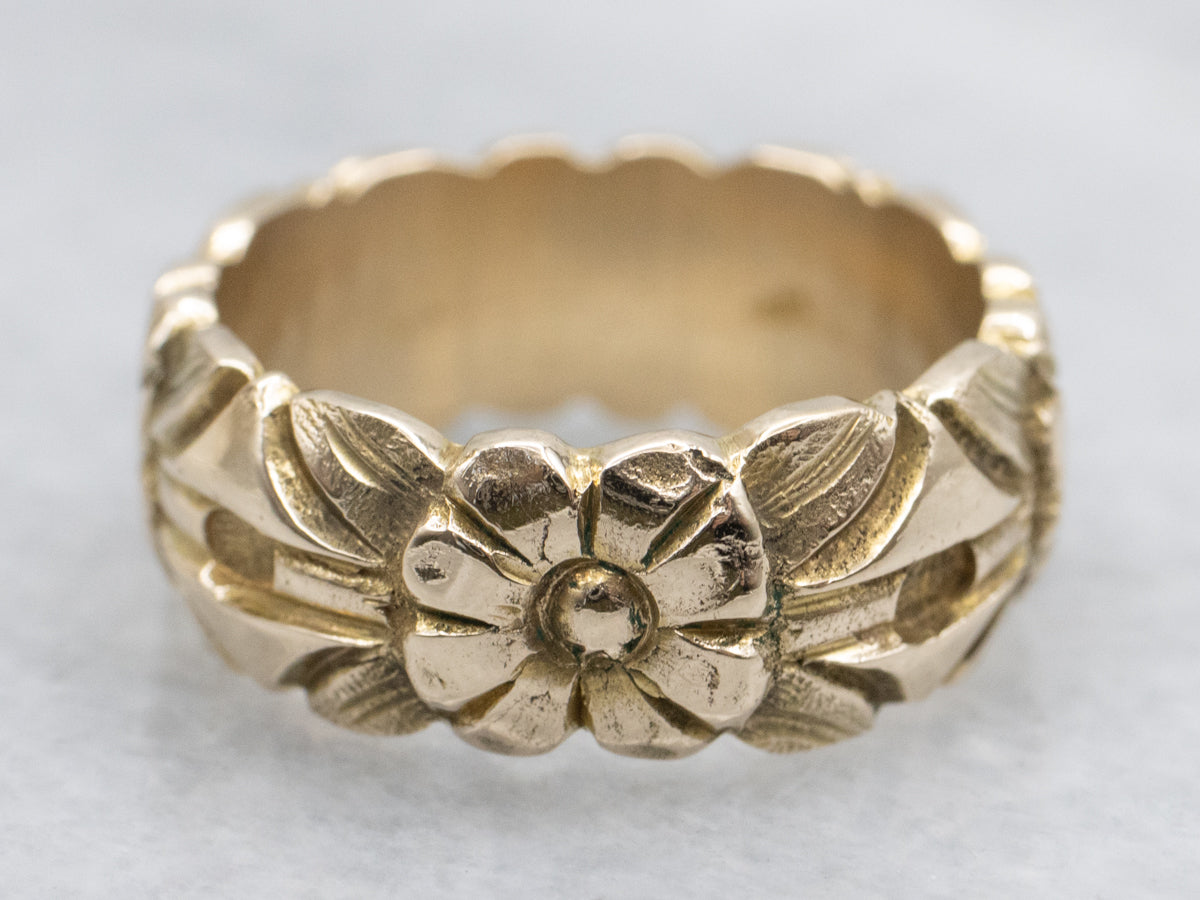Floral Patterned Vintage Yellow Gold Band