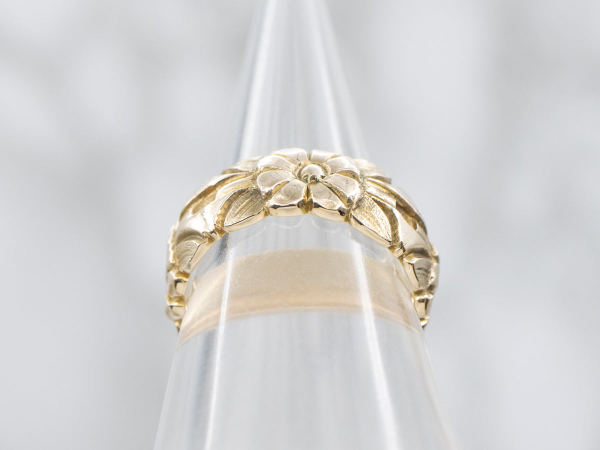 Floral Patterned Vintage Yellow Gold Band