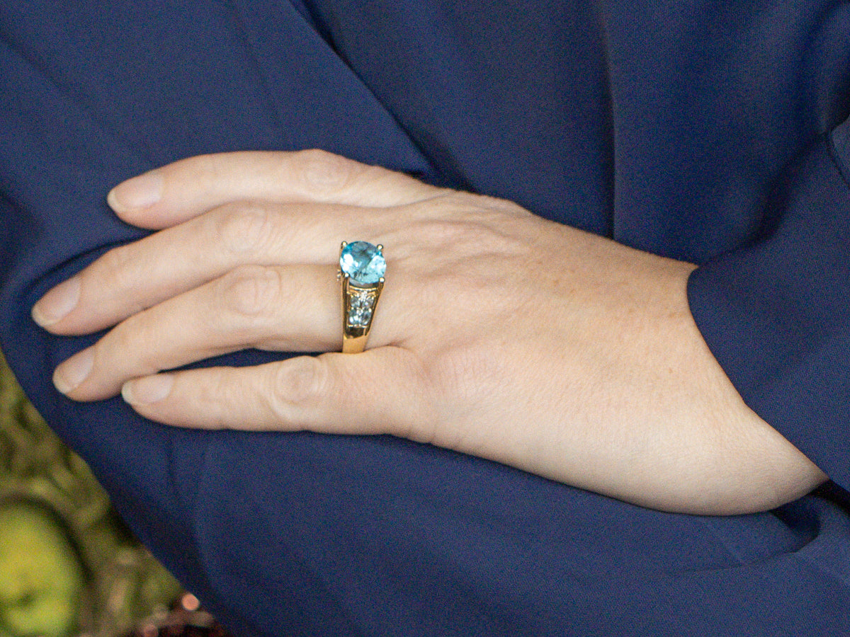 East-to-West Set Blue Topaz and Diamond Gold Cocktail Ring
