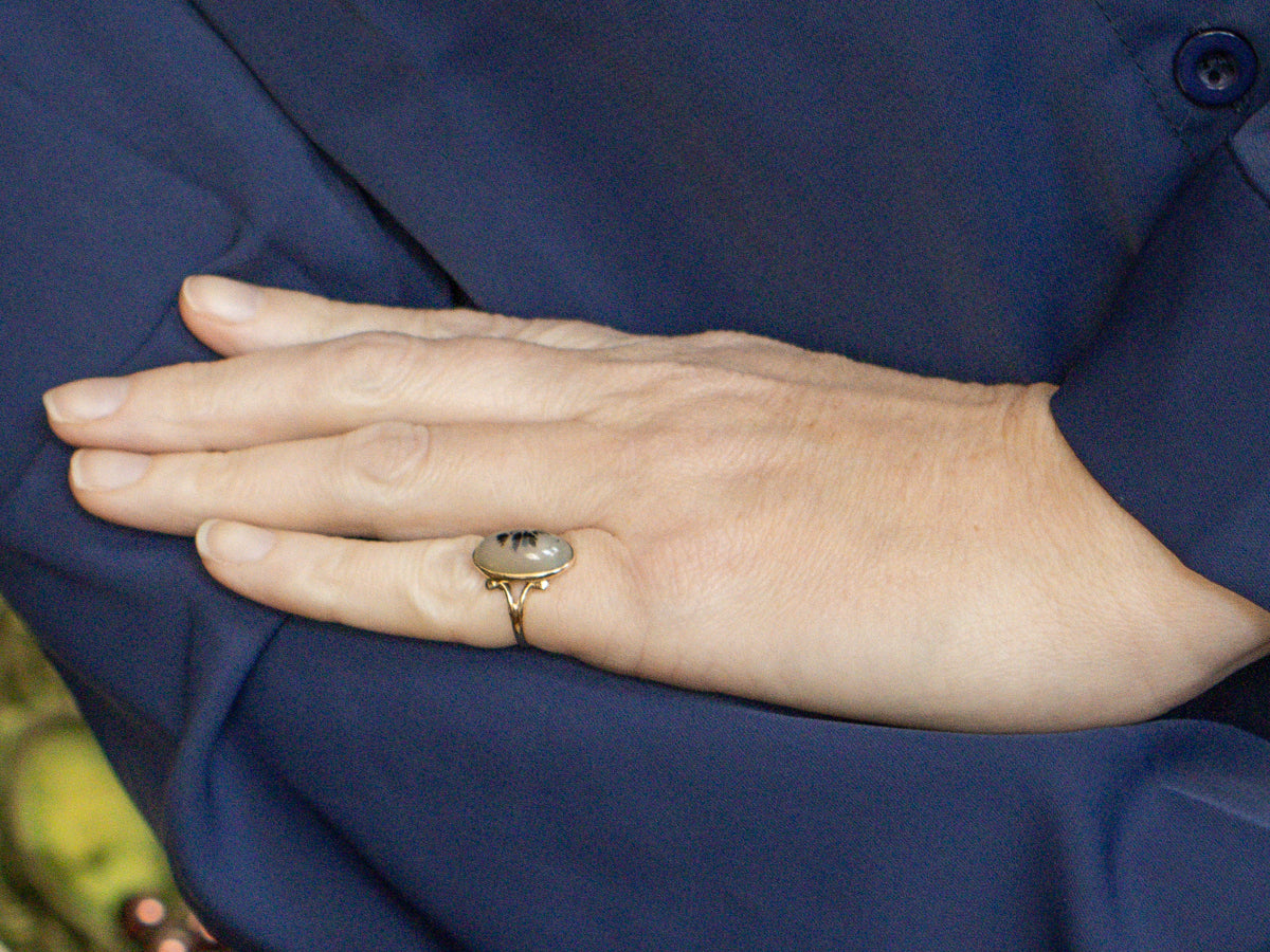 Montana Agate Vintage Yellow Gold Solitaire Ring