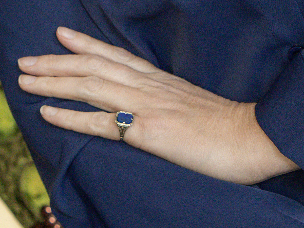 Lapis White Gold Filigree Solitaire Ring