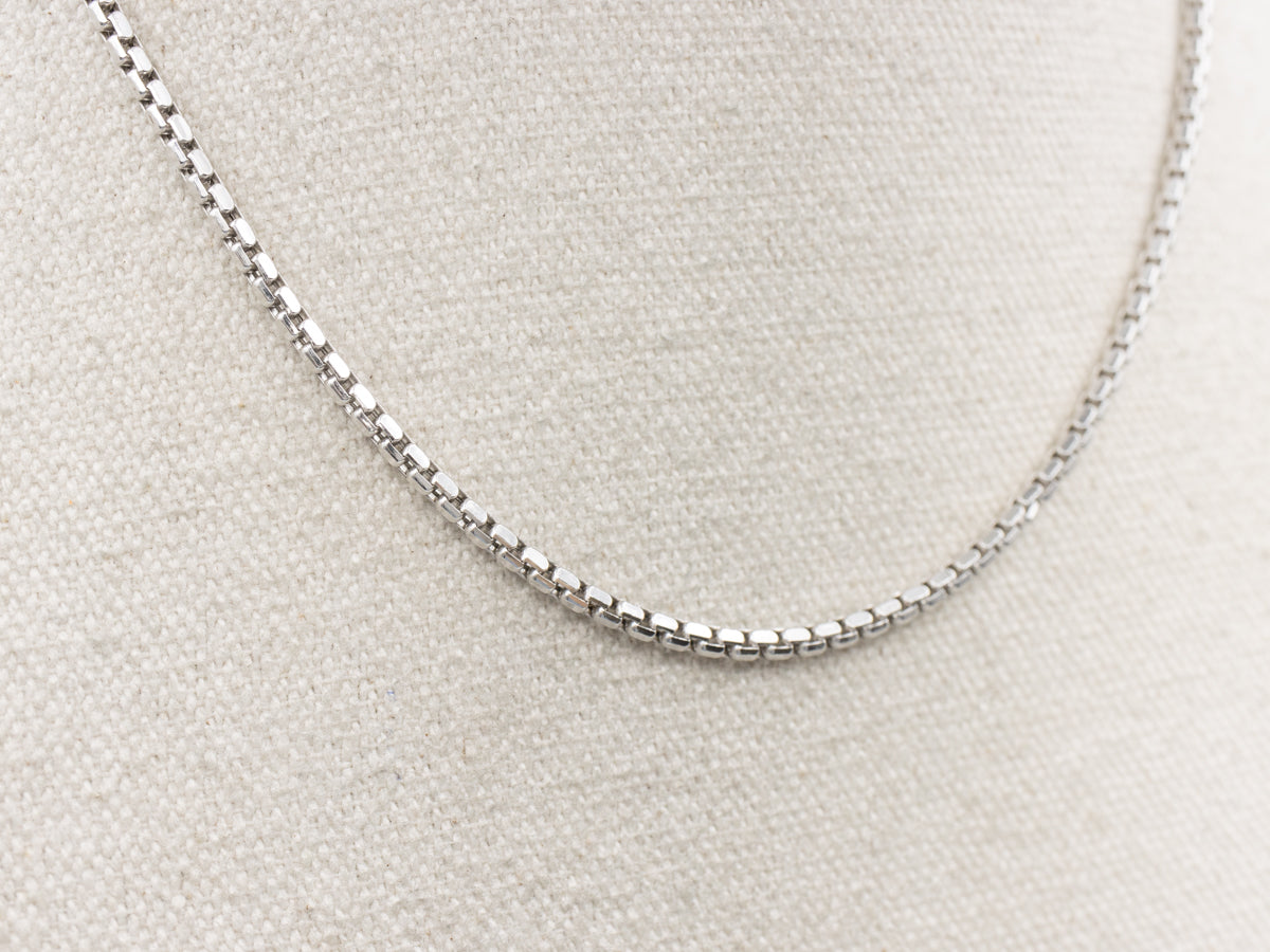 White Gold Box-Link Choker Chain
