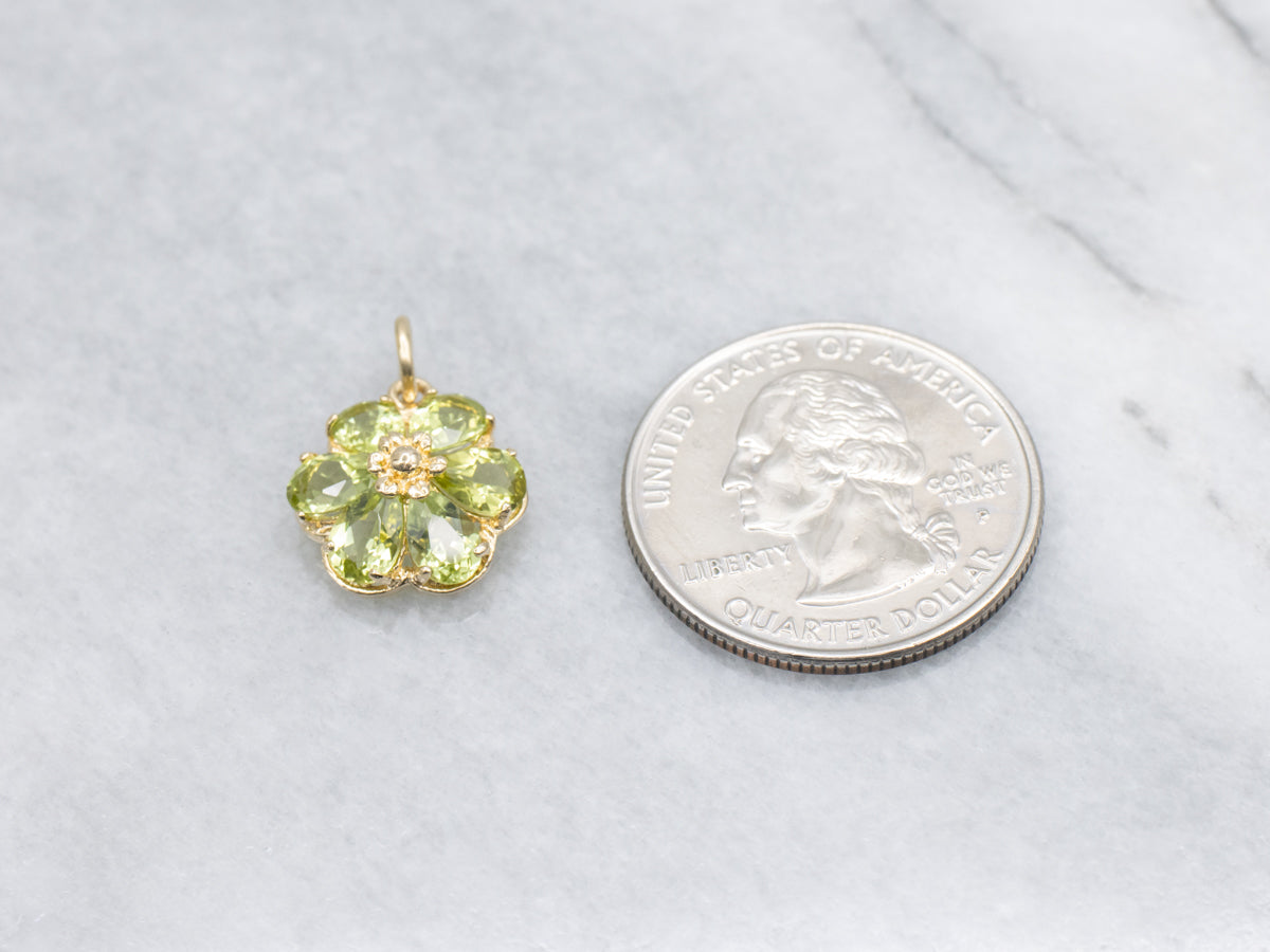 Peridot Flower Yellow Gold Pendant