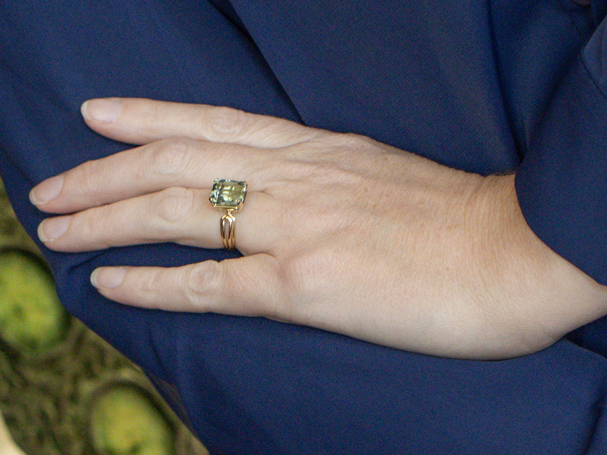 Light Green Tourmaline and Gold Ring