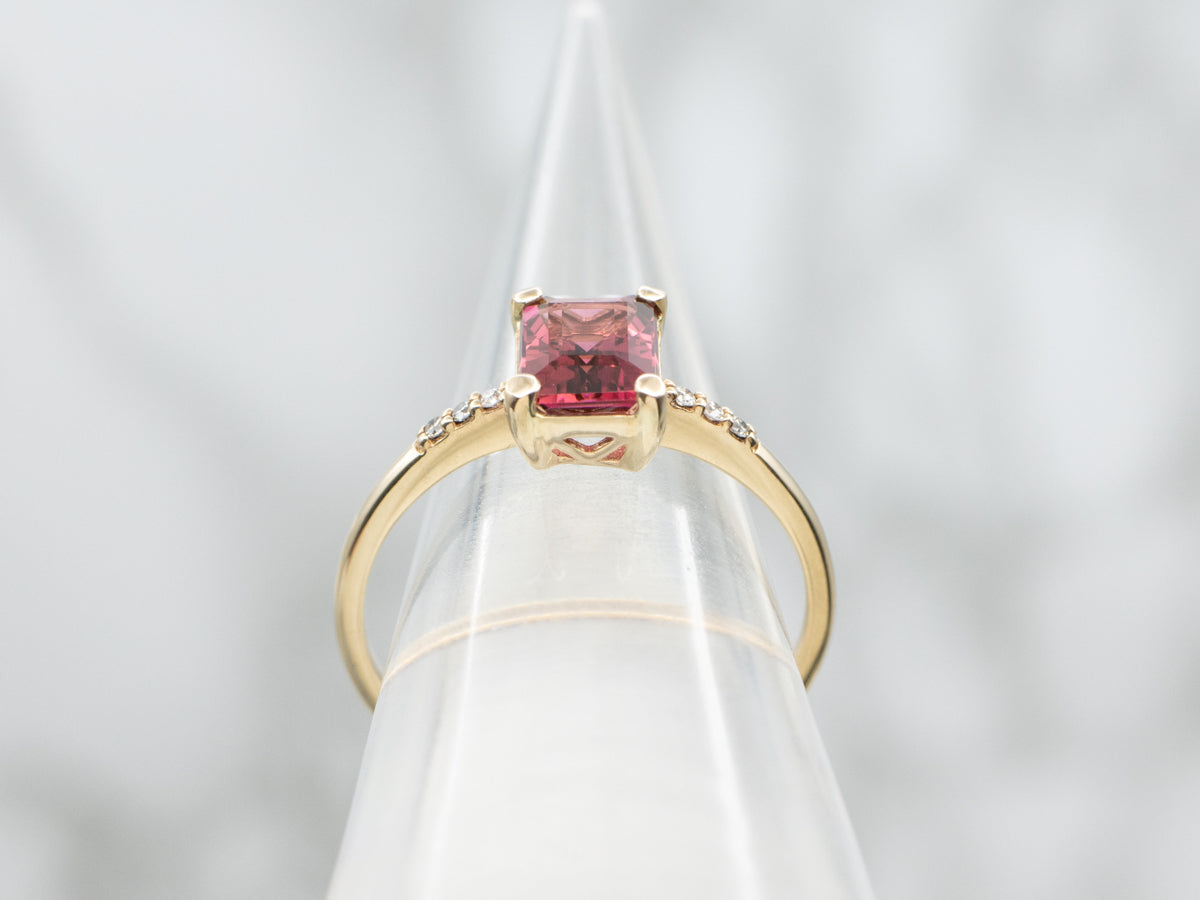 Rhodolite Garnet and Diamond Yellow Gold Ring