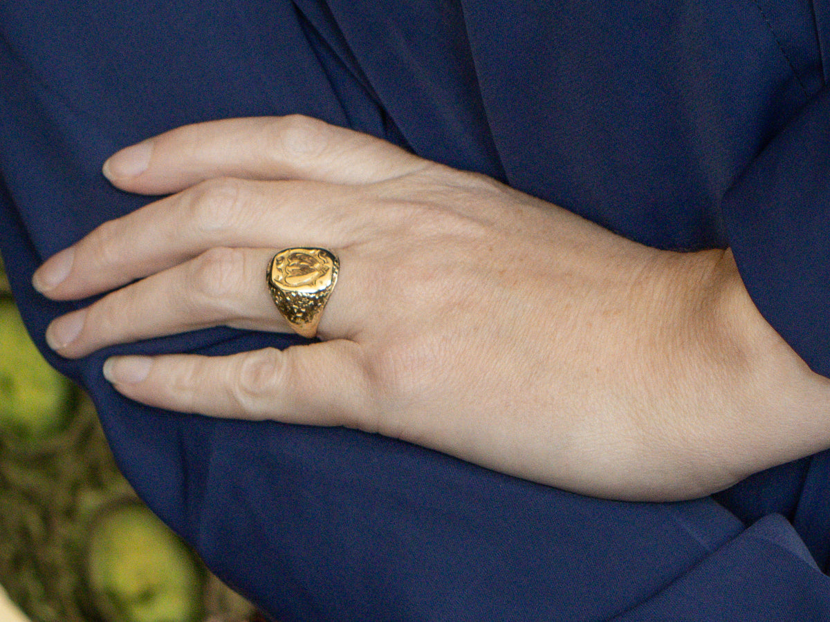 Vintage Double Heart Yellow Gold Signet Ring