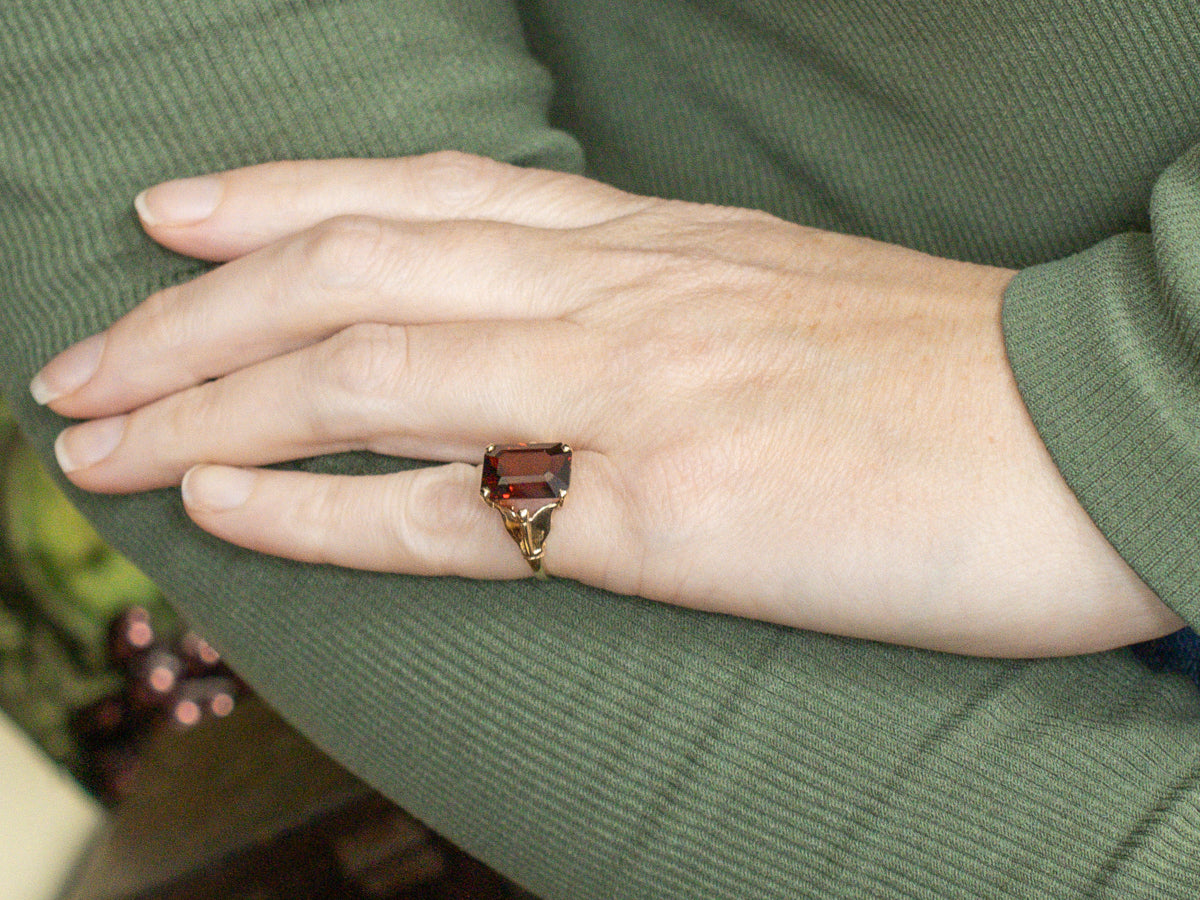 Vintage 14K Yellow Gold Emerald-Cut Garnet Ring