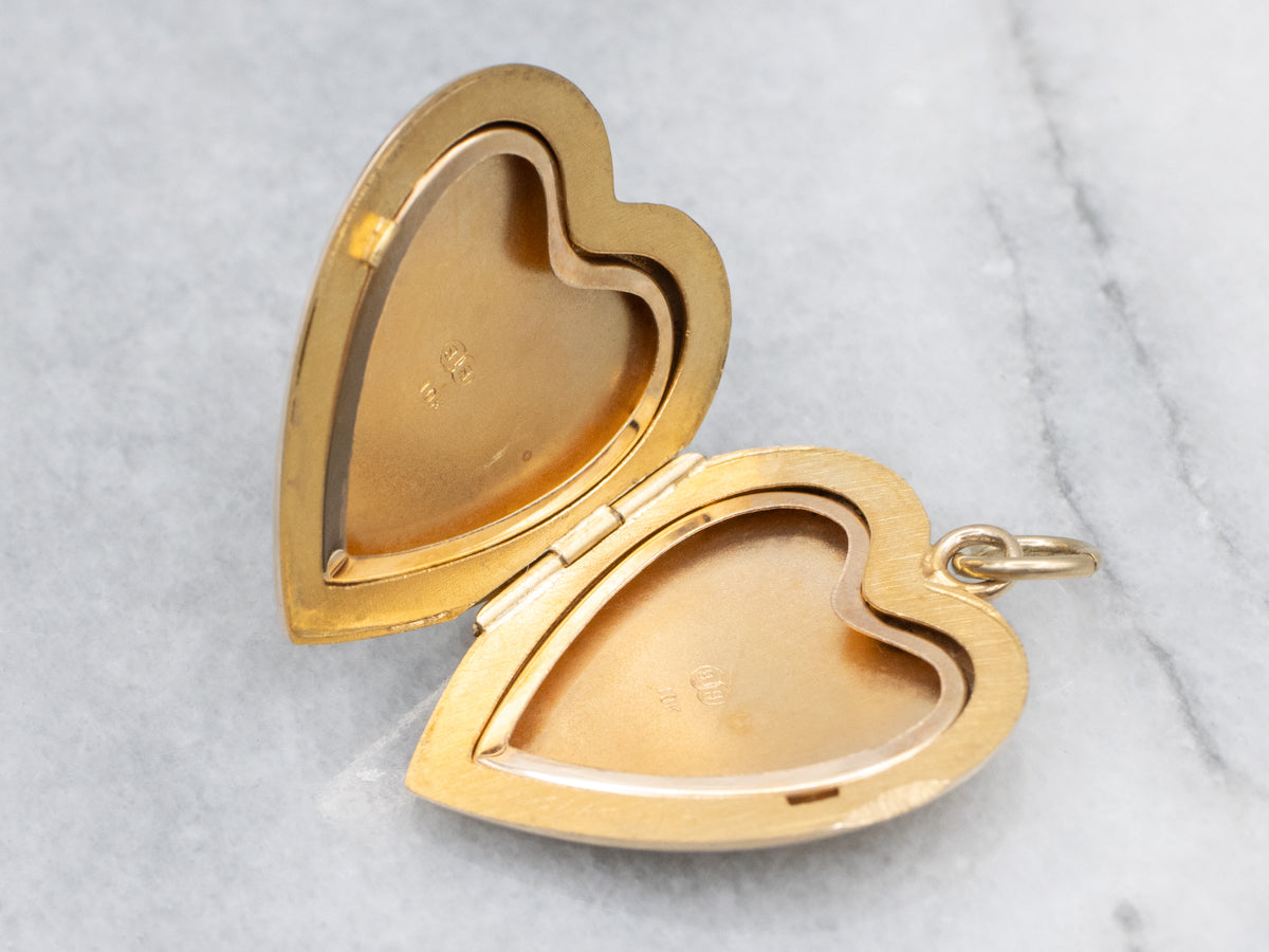Vintage Yellow Gold Pinstriped Heart-Shaped Locket