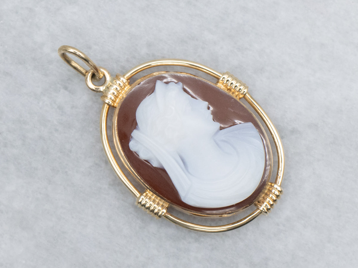 Vintage Sardonyx Cameo Yellow Gold Pendant