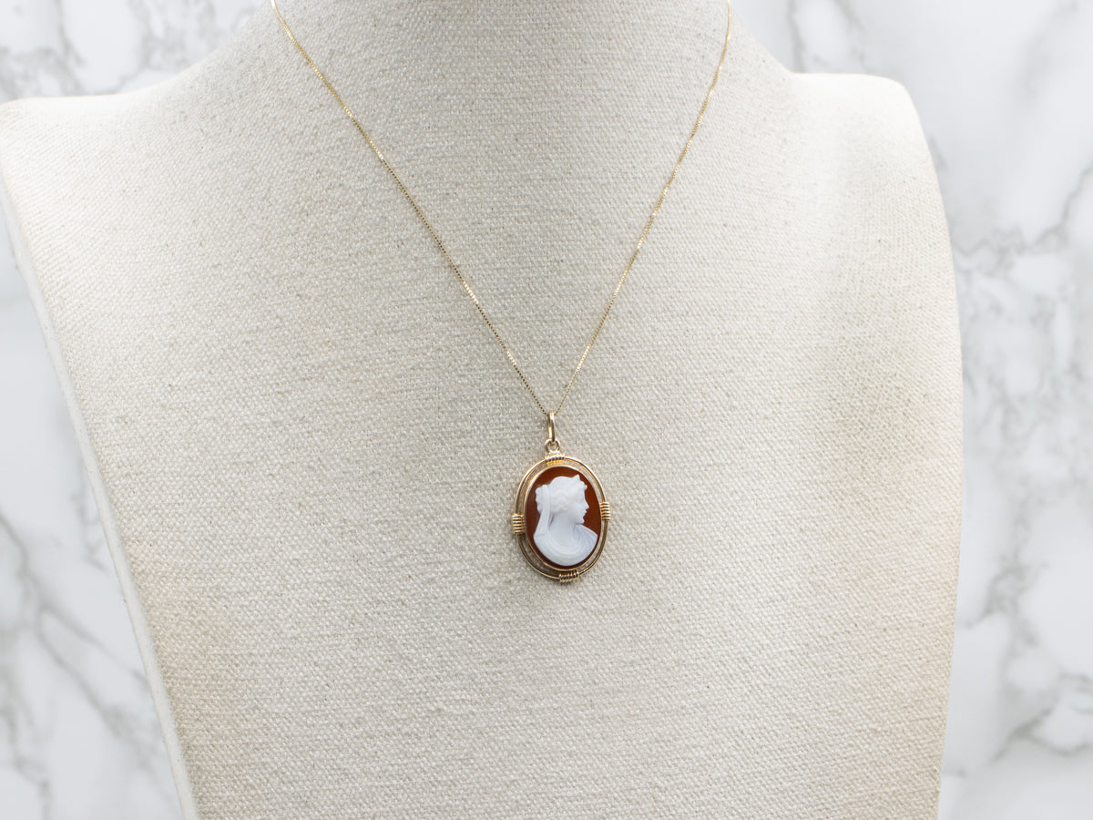 Vintage Sardonyx Cameo Yellow Gold Pendant