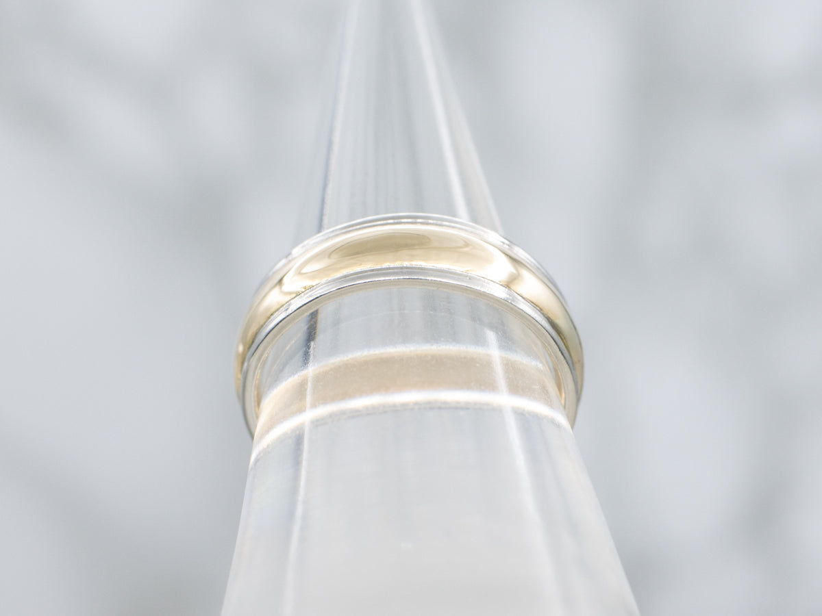18-Karat Yellow Gold Wedding Band with Platinum Edges