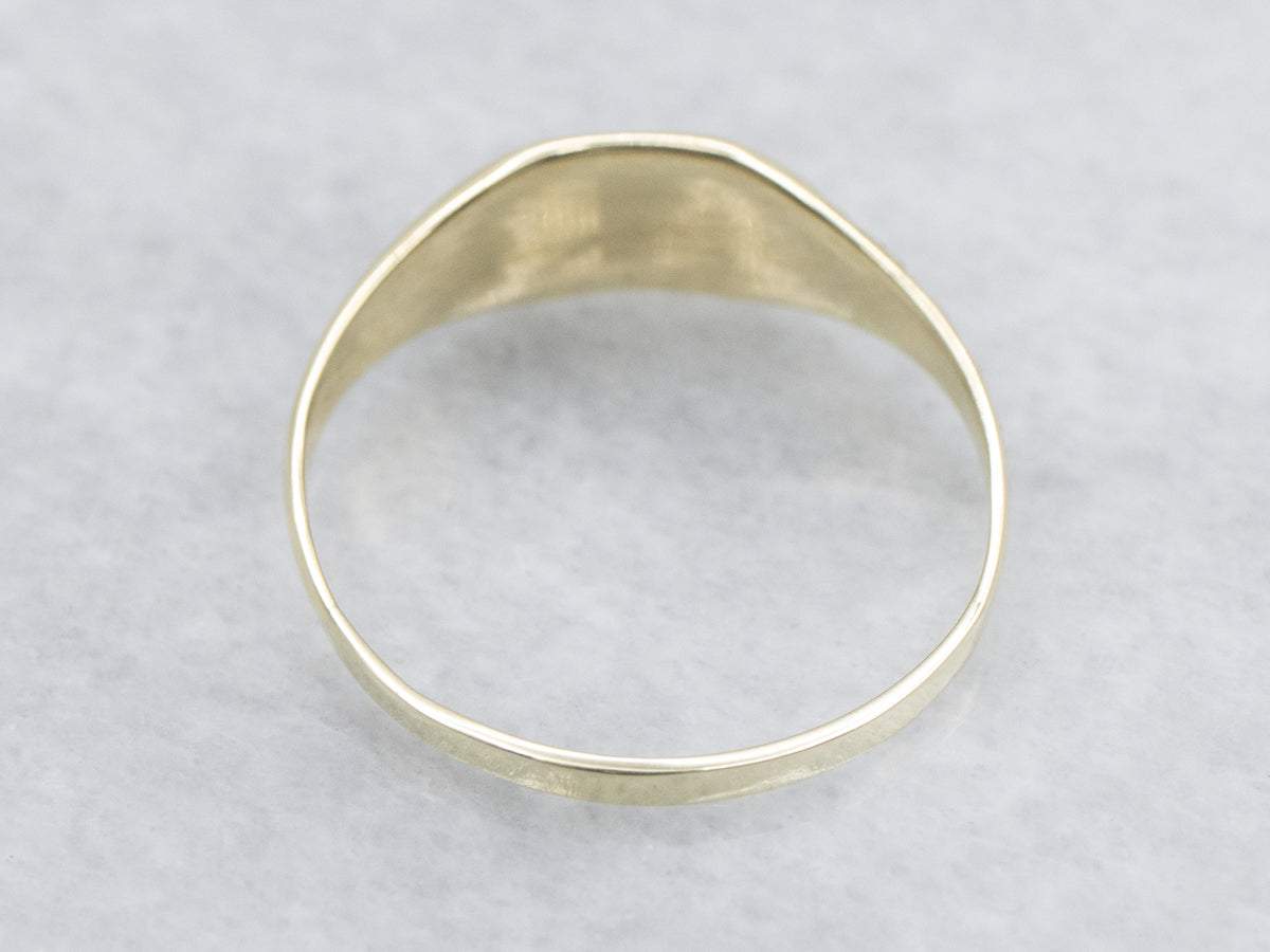 Antique Green Gold Signet Ring with Floral Engravings