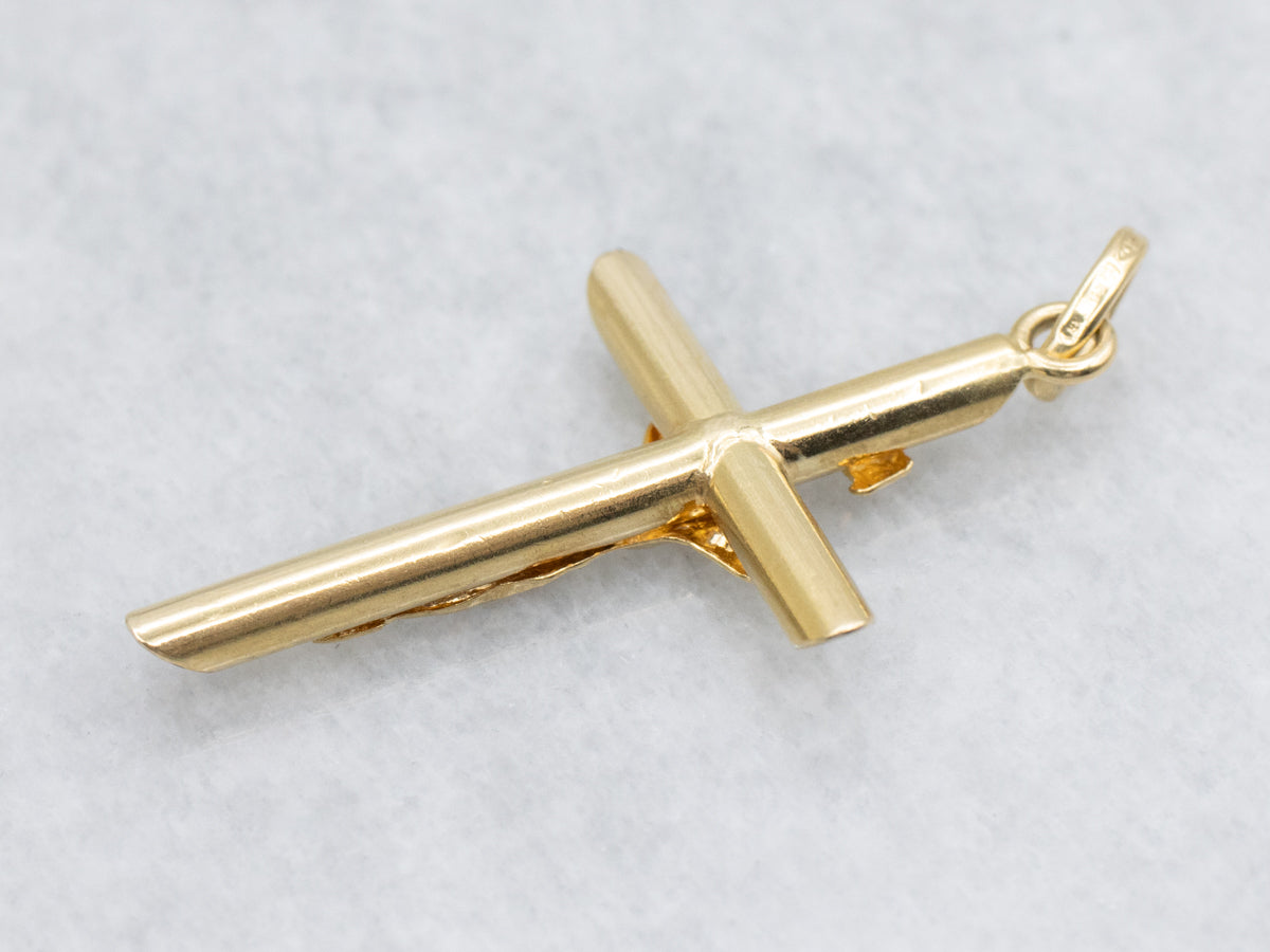 Traditional Yellow Gold Crucifix Pendant