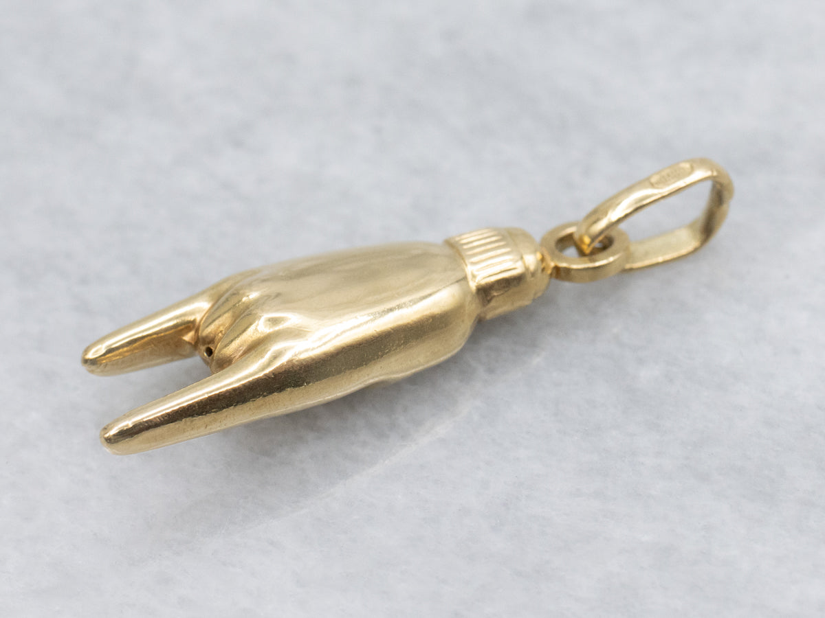 Italian 18-Karat Gold Mano Cornuto Charm Pendant