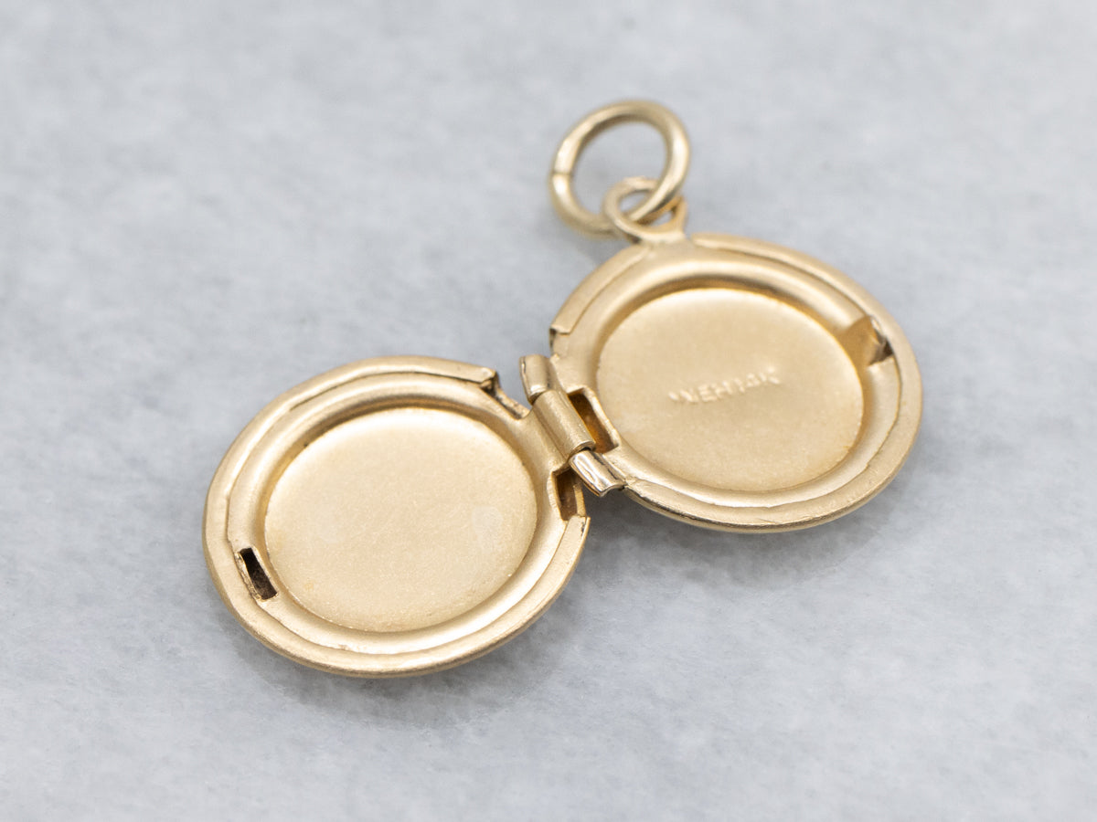 Plain Yellow Gold Circle Locket Pendant