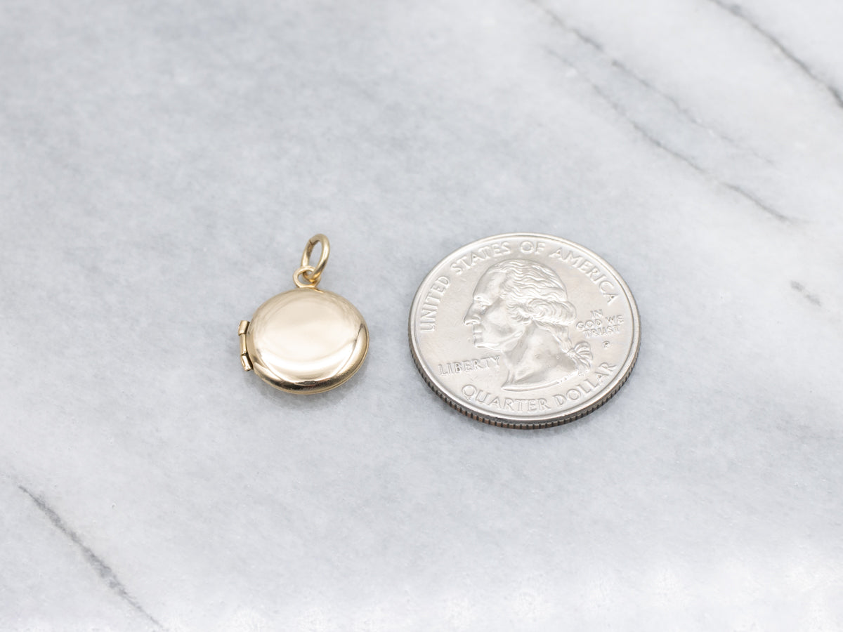 Plain Yellow Gold Circle Locket Pendant