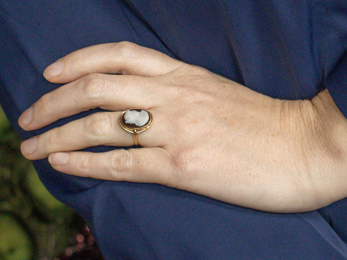Vintage Red Sardonyx Cameo Yellow Gold Ring