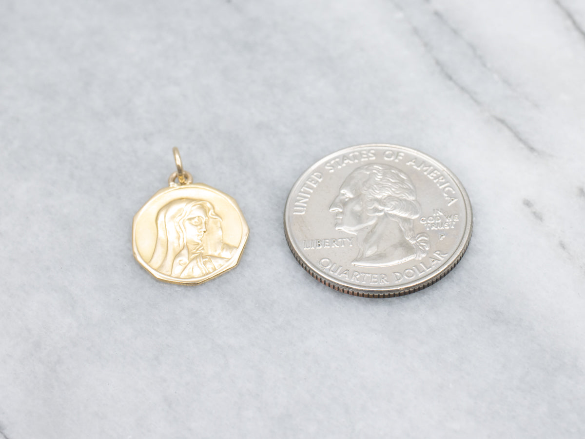Religious Lady Madonna Medallion in 18-Karat Yellow Gold Pendant