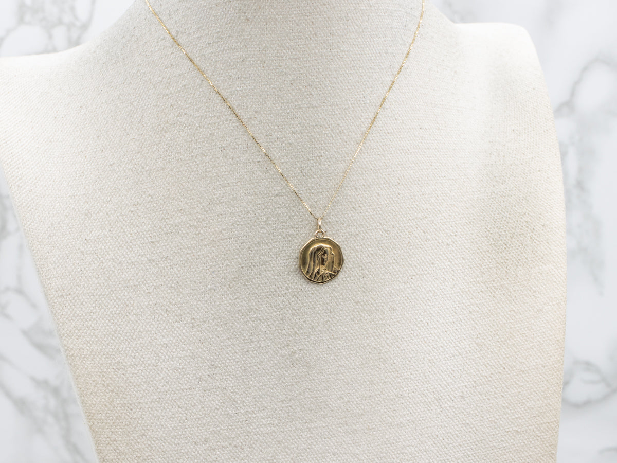 Religious Lady Madonna Medallion in 18-Karat Yellow Gold Pendant