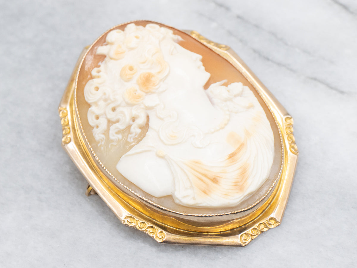 Vintage Yellow Gold Conch Shell Cameo Brooch or Pendant