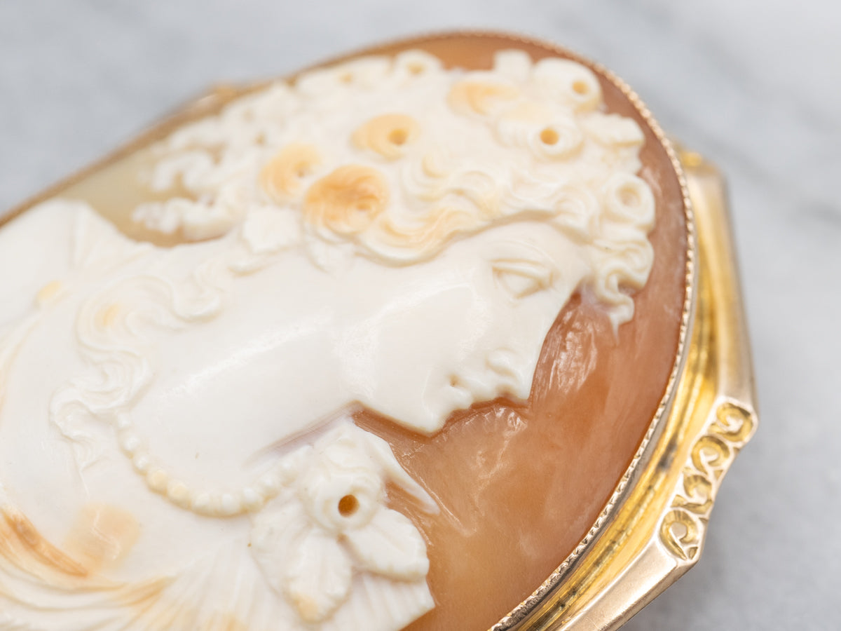 Vintage Yellow Gold Conch Shell Cameo Brooch or Pendant