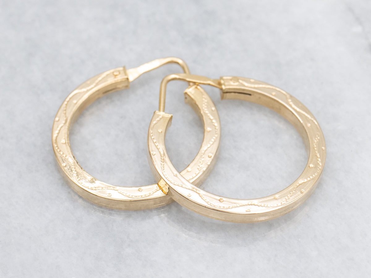 Engraved 18-Karat Gold Patterned Hoop Earrings