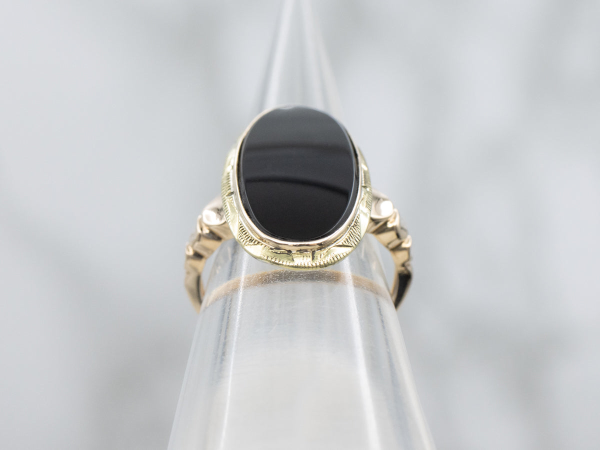 Vintage Black Onyx Ladies Cabochon Ring
