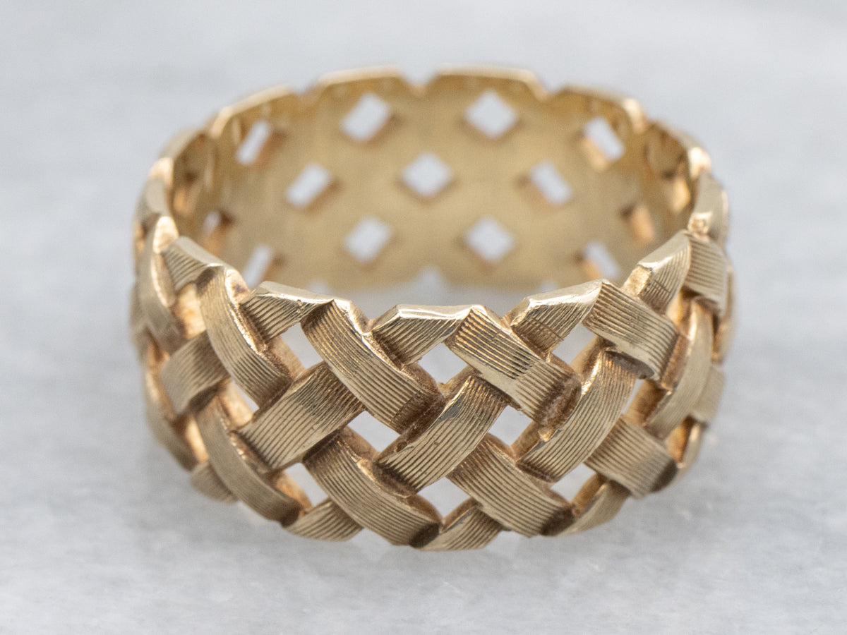 Woven Lattice-Pattern Wide Art Carved Vintage Gold Band