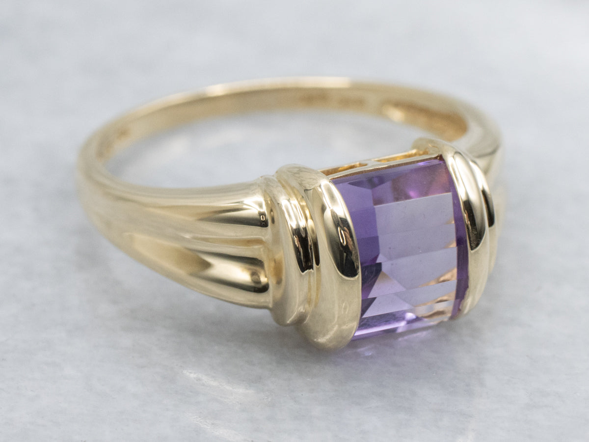 Modern Barrel-Cut Amethyst Yellow Gold Ring