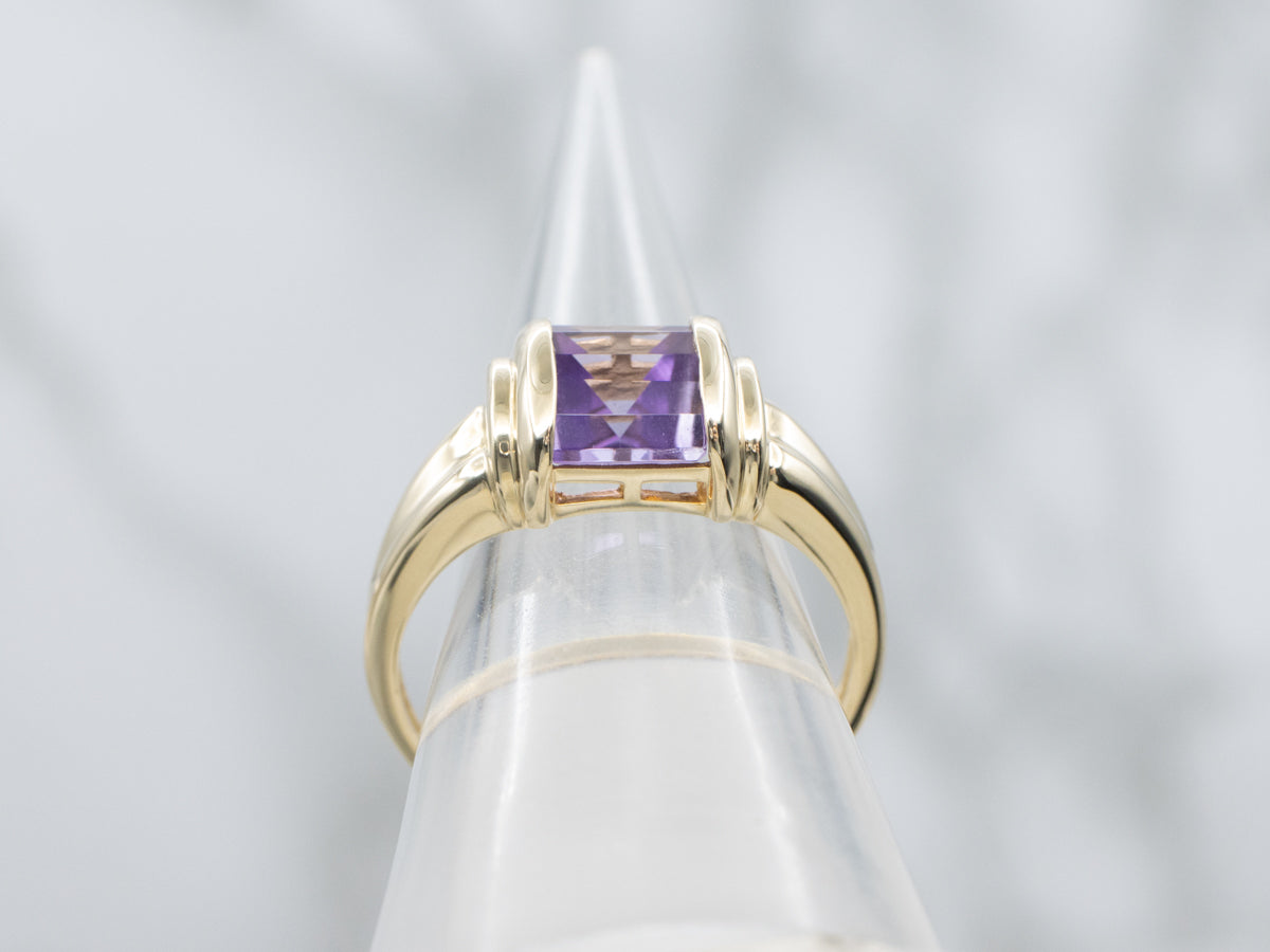 Modern Barrel-Cut Amethyst Yellow Gold Ring