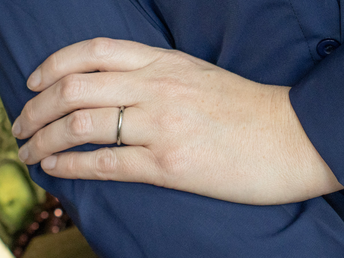 Hand-Engraved Wheat Patterned Vintage White Gold Band